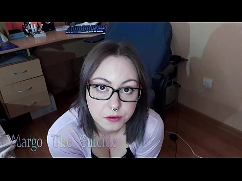 ❤️ 性感的眼镜女孩在镜头前深深地吸吮假阳具 ❤️❌ at zh-cn.sexafinkarasskaz.ru️❤